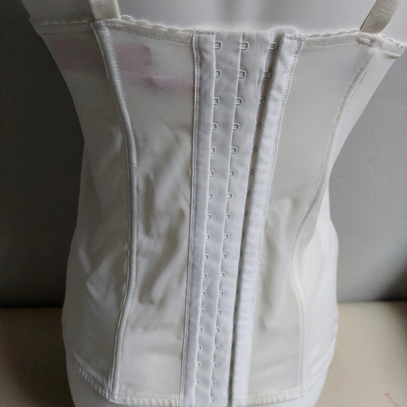 Cacique Intimates White‎ Corset Bra Size XL Bustier Y2K Eyelet Trim Pink Bows - Picture 9 of 12